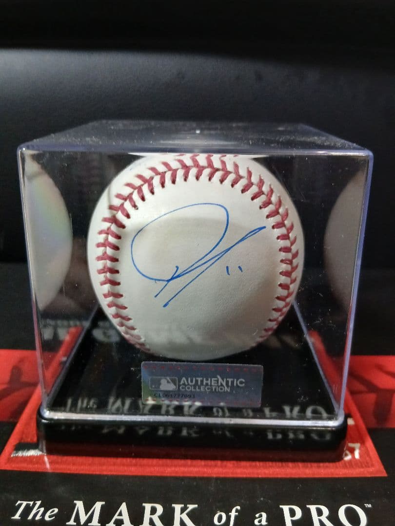 ドジャース 3選手 大谷翔平 山本由伸 佐々木朗希 直筆サインボール