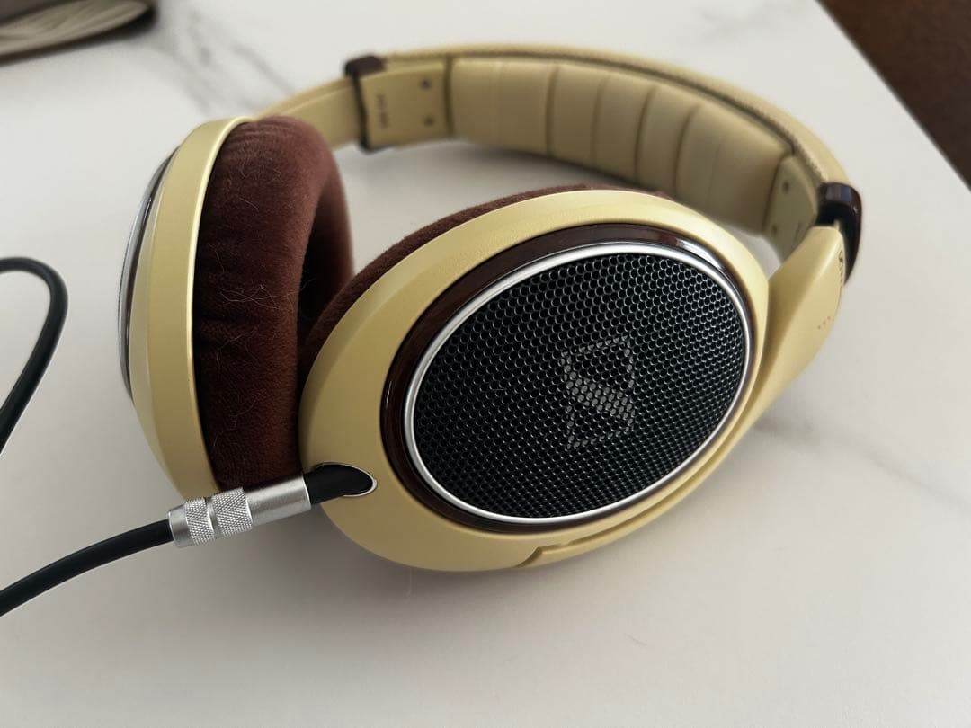 ヘッドフォン HD598 Amazon.com: Sennheiser HD 598 Over-Ear Headphones - Ivory