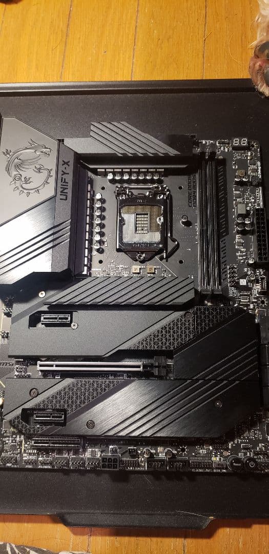 MSI MEG Z590 UNIFY-X マザーボード MSI MEG Z590 UNIFY-X Gaming Motherboard ATX - Supports Intel Core