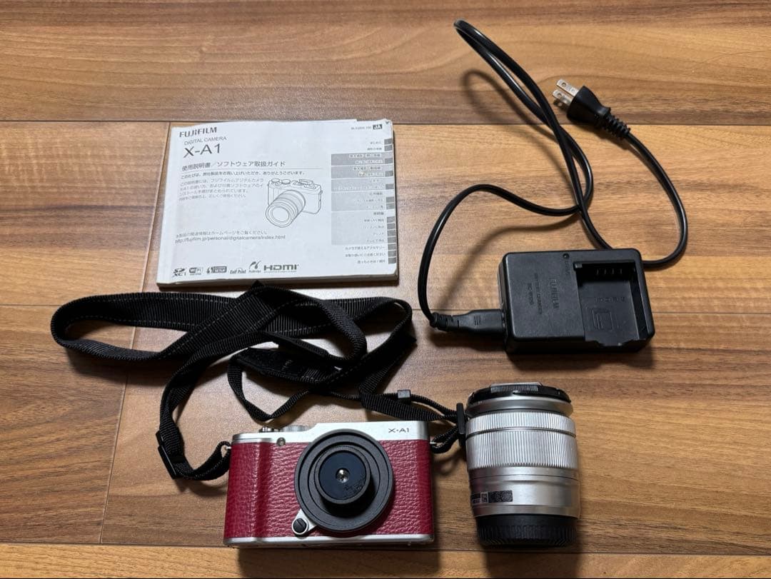 (おーすけ)FUJIFILM X-A1 レンズキット　おまけレンズ付き 富士フイルム、エントリー向けのAPS-Cミラーレス一眼「FUJIFILM X-A1
