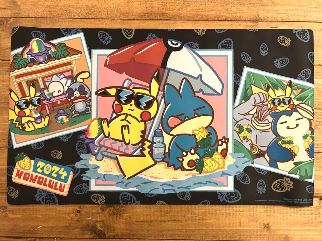 WCS2024 ホノルル限定 ピカチュウ＆ゴンベ プレイマット - メルカリ