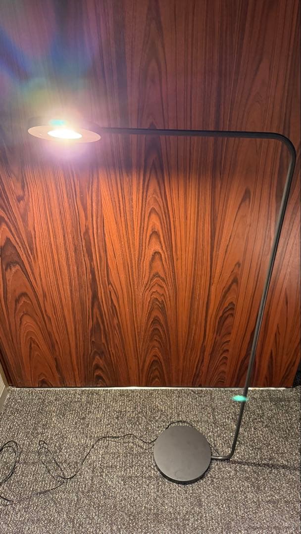 IKEA × HAY YPPERLIG イッペルリグ フロアライト イケア×HAYのライトはこんなふうに間接照明にもなる。1年間使ってみた