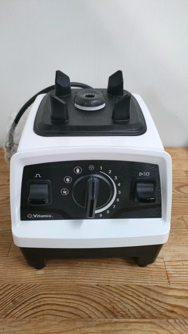 新品、未使用】バイタミックス E520 ホワイト 保証書あり 1659 - メルカリ