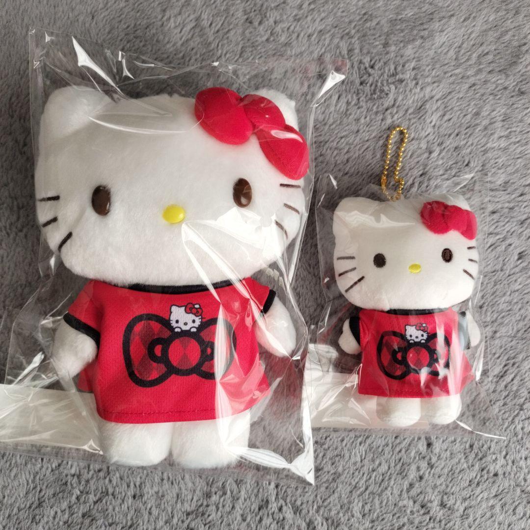 ◆新品未開封◆浦和レッズ×キティちゃん ぬいぐるみ　マスコット　2点セット 9/19(金)18時から 新商品を発売! | URAWA RED DIAMONDS OFFICIAL WEBSITE