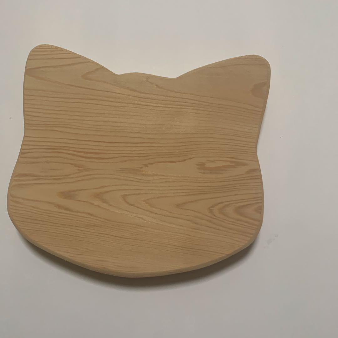 ♪ ネコちゃんモチーフ カッティングボード まな板 あすなろ 一枚板