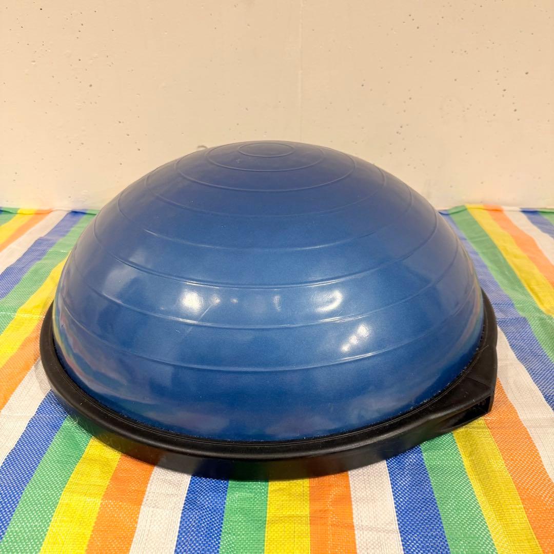 3/11まで】取りに来てくださる方限定】BOSU バランストレーナー - メルカリ
