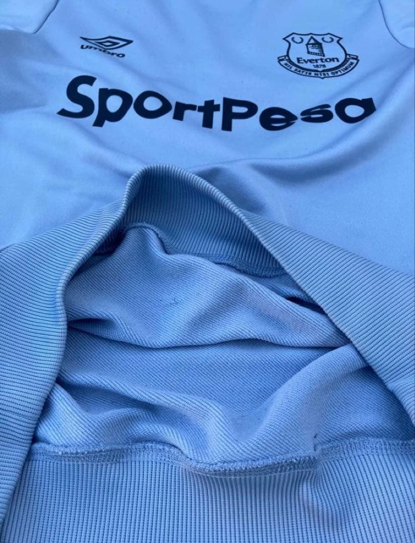 希少デザイン】アンブロxエバートンFC スウェットシャツ デカロゴ M UMBRO