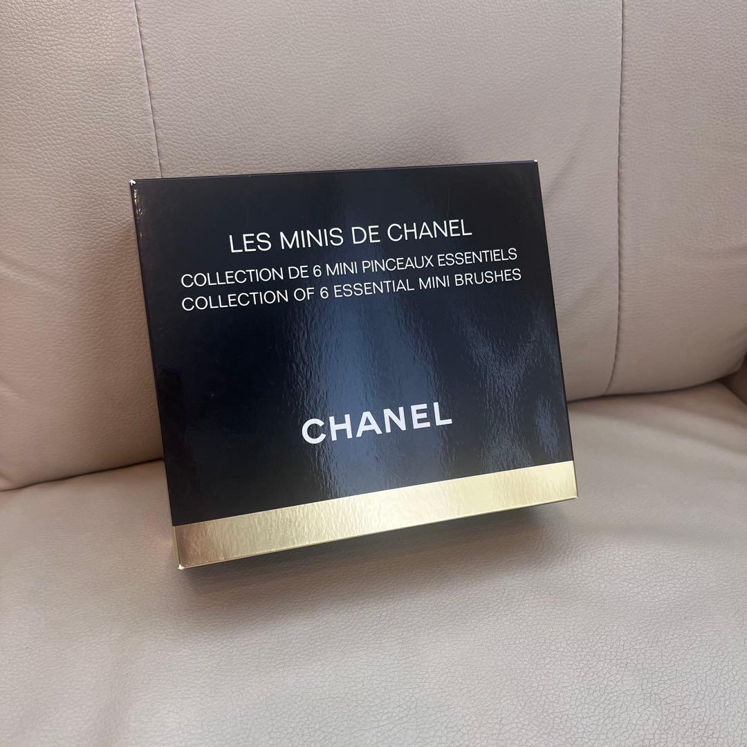 2011 メイクブラシセット 2011 LES MINIS DE CHANEL - メルカリ