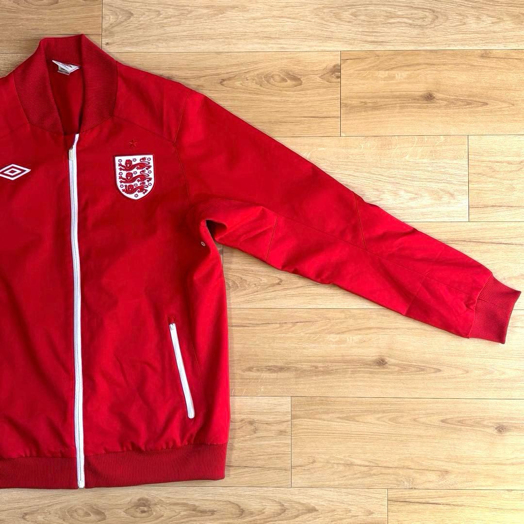 アンブロ イングランド代表 アンセムジャケット L レッド 刺繍ロゴ