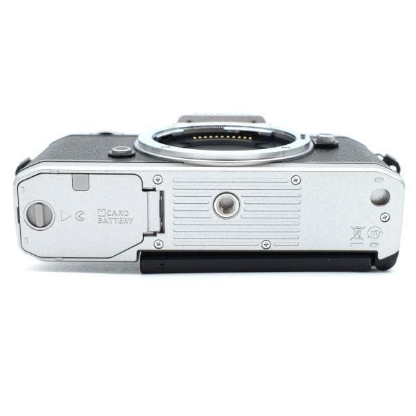 ショット数1285!□ほぼ新品□ NikonZfc シルバー - メルカリ