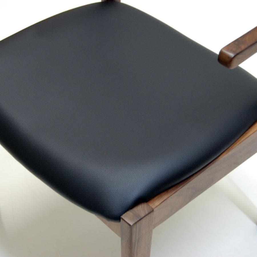 DZ DC MNC 4脚 肘付ダイニングチェア アームチェア ブラウン＊ブラック