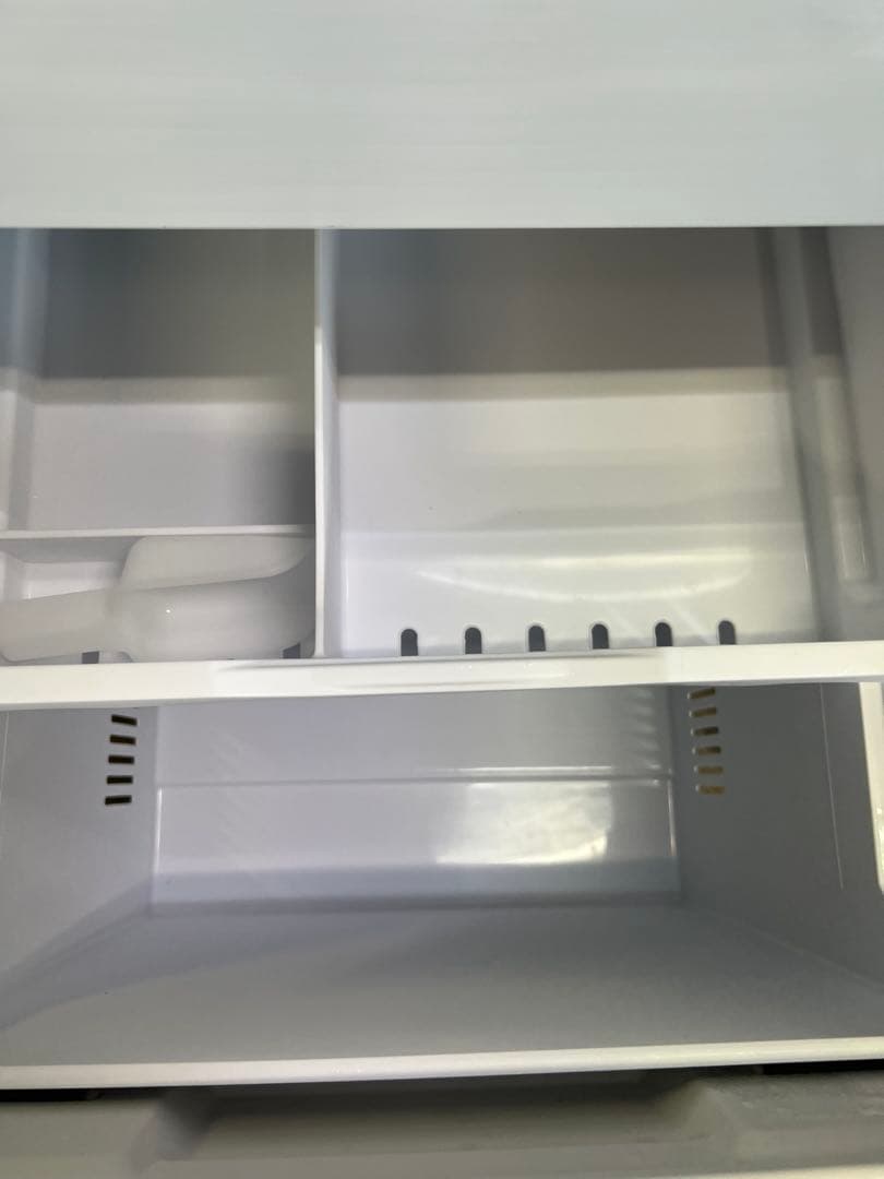 美品】HITACHI 冷蔵庫 315L 2023年製 R-V32TVL 左開き - メルカリ