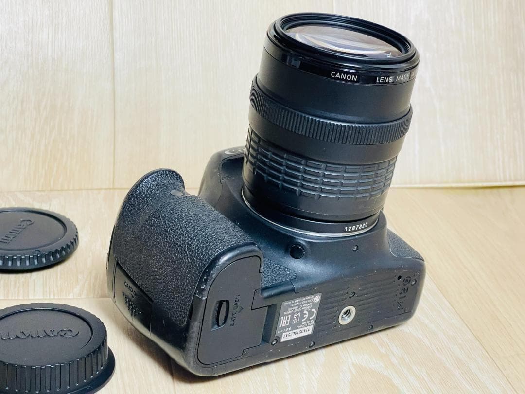 フルサイズ一眼❗Canon EOS 6D本体、EF35-105レンズ 付属品多数 - メルカリ