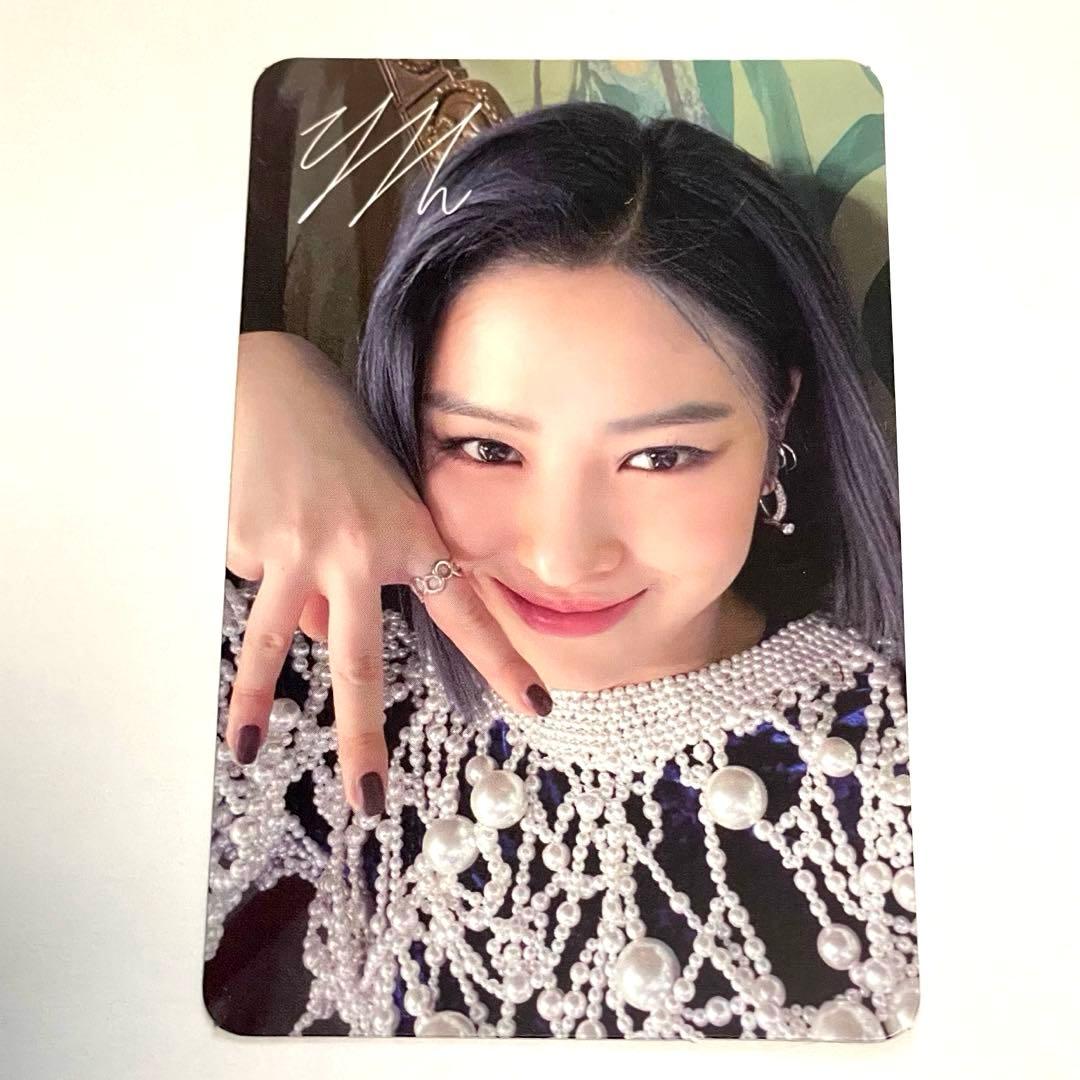 ITZY WANNABE リュジン トレカ - メルカリ