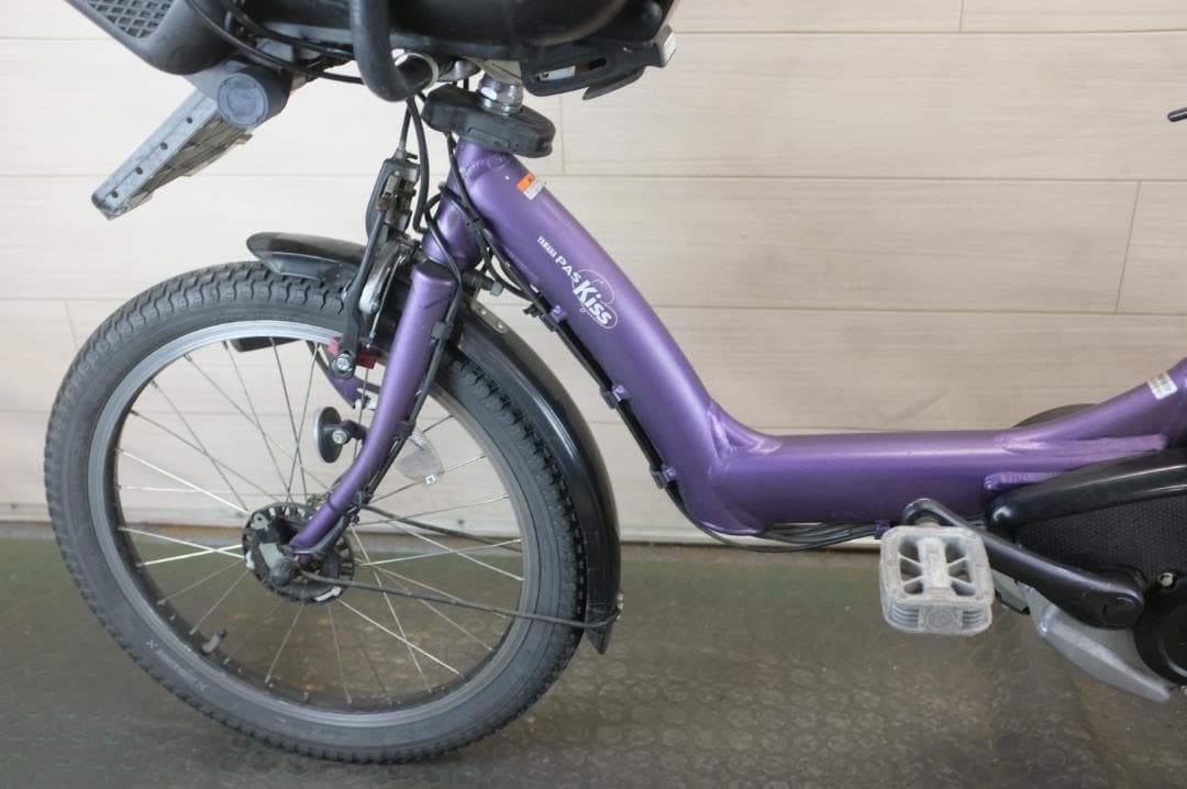 良品　新基準　ヤマハPAS　KISS20インチ 3段変速 8.7Ah 充電器あり