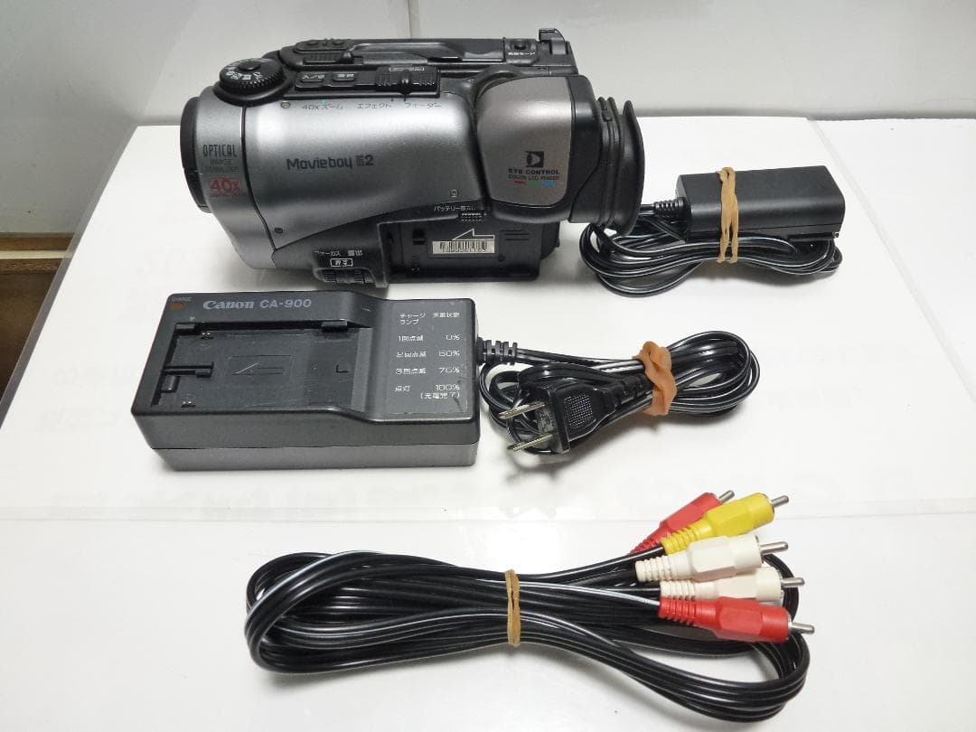 希少　動作品　Canon Hi8 8mm ビデオカメラ movie boy E2 動作OK❗️☆CanonのHi8/8ミリビデオカメラ/Movie boy E2 - メルカリ