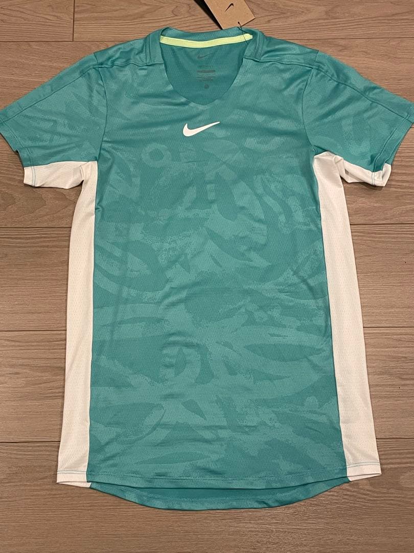 ナイキ テニスウェア ルーネ・ティアフォー着用モデル XSサイズ - メルカリ