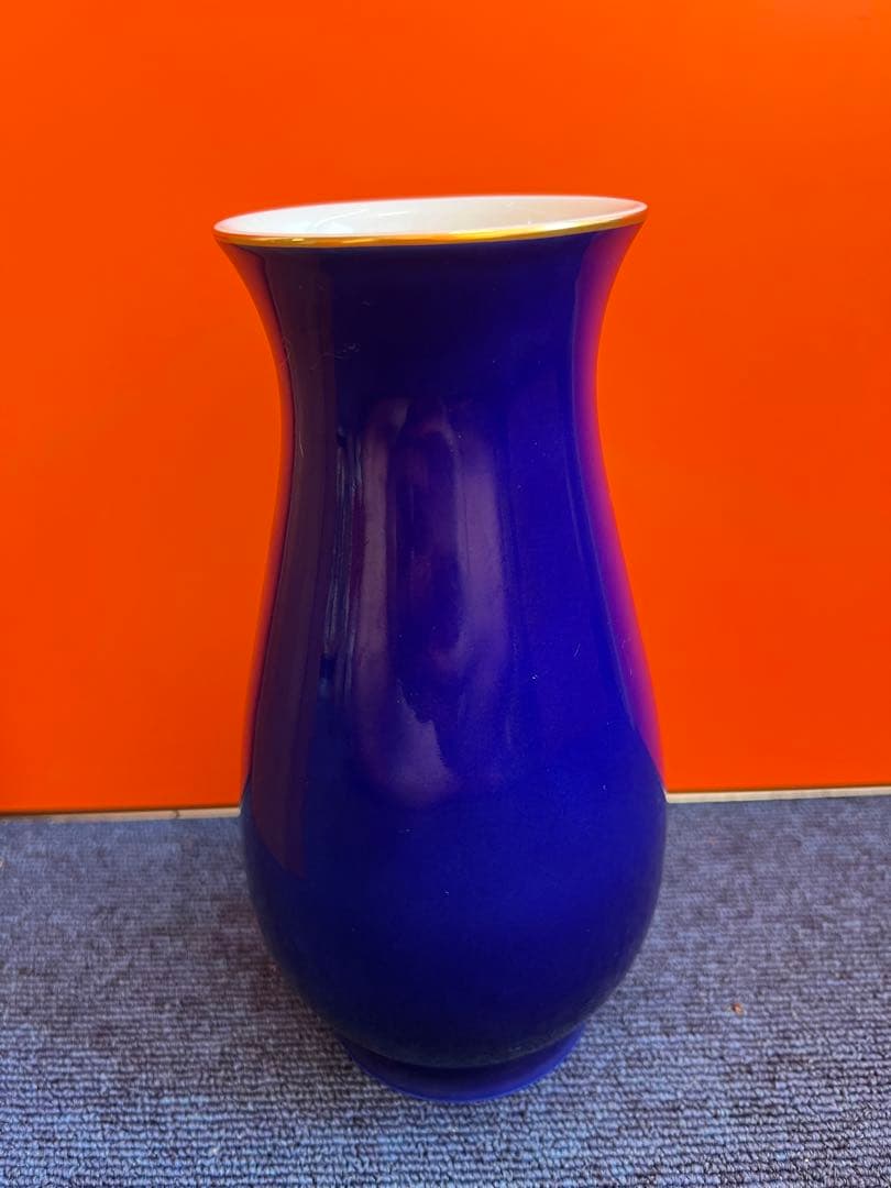 1270 深川製磁 宮内庁御用達 瑠璃地百合金彩 花瓶 - メルカリ