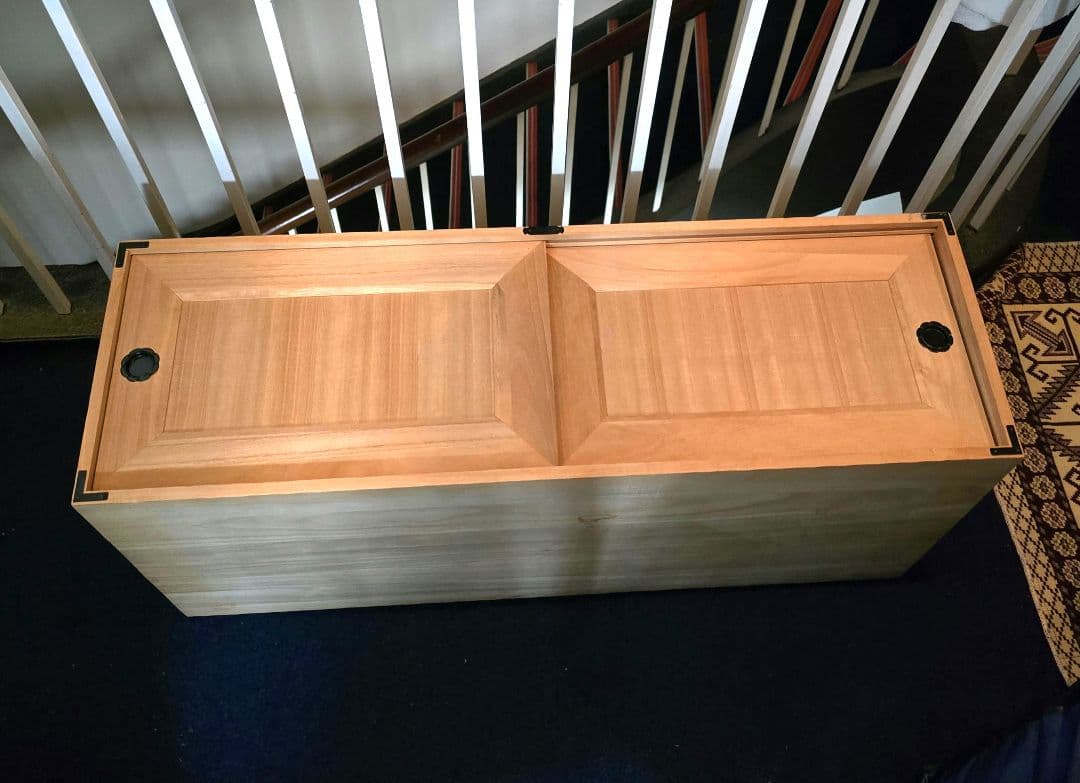 大型桐衣類収納ケース 楽天市場】桐 衣装ケース 4段 日本製 隅金具 キャスター付 幅95cm