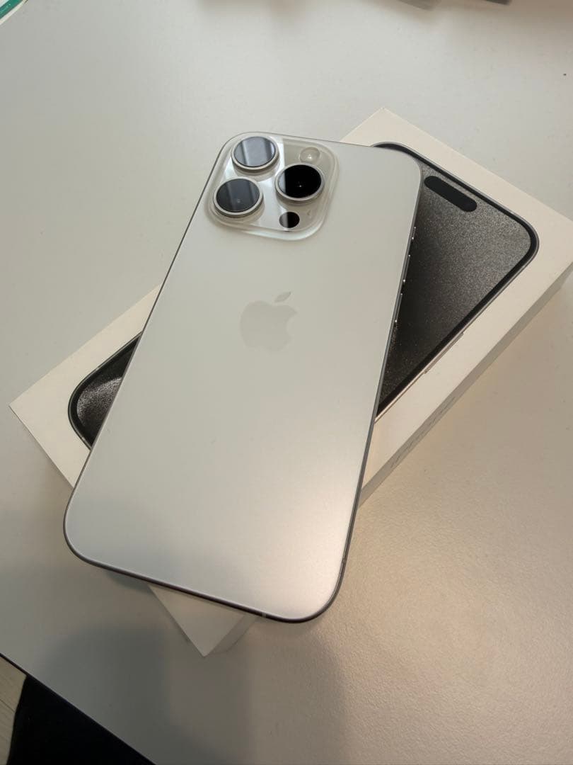 Apple iPhone 15 Pro 512GB シルバー 本体 箱付き - メルカリ