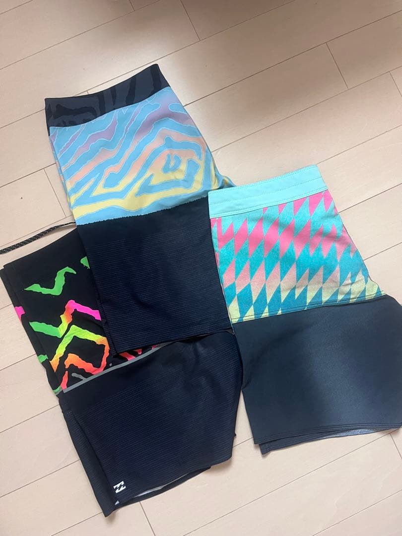 Billabong ✴︎ サーフパンツ 3枚SET‼︎ BILLABONG（ビラボン） 最短翌日配達 メンズ サーフパンツ ボード