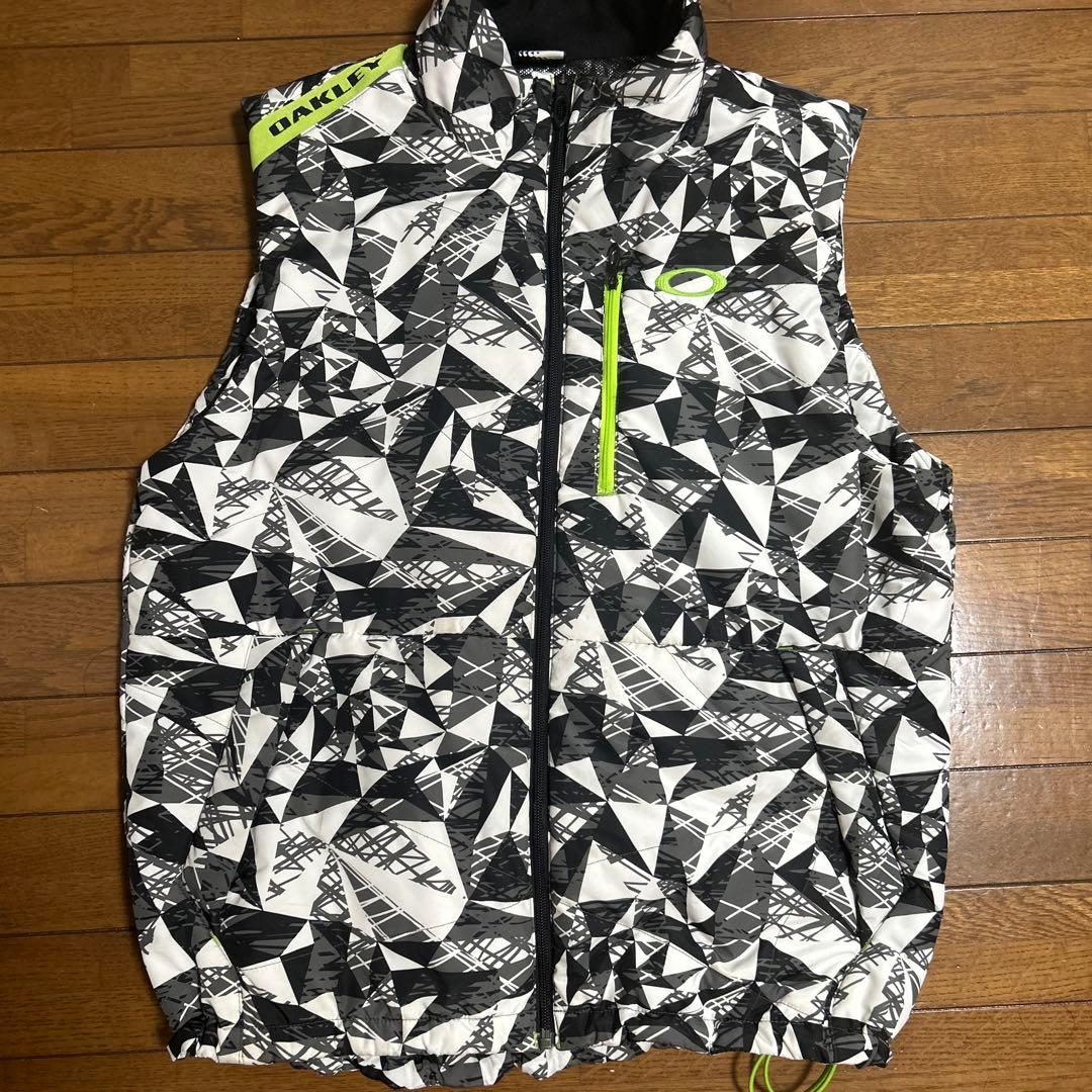 OAKLEY オークリー ダウンベスト ゴルフウェア - メルカリ