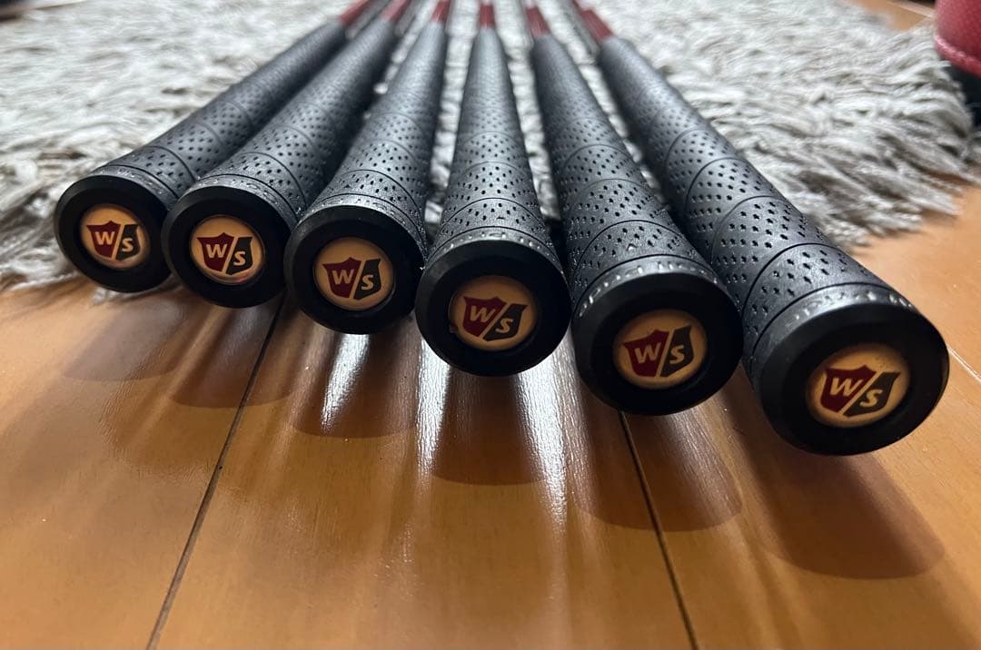 ウィルソンスタッフ FG TOUR F5アイアン6本セット 5-P - メルカリ