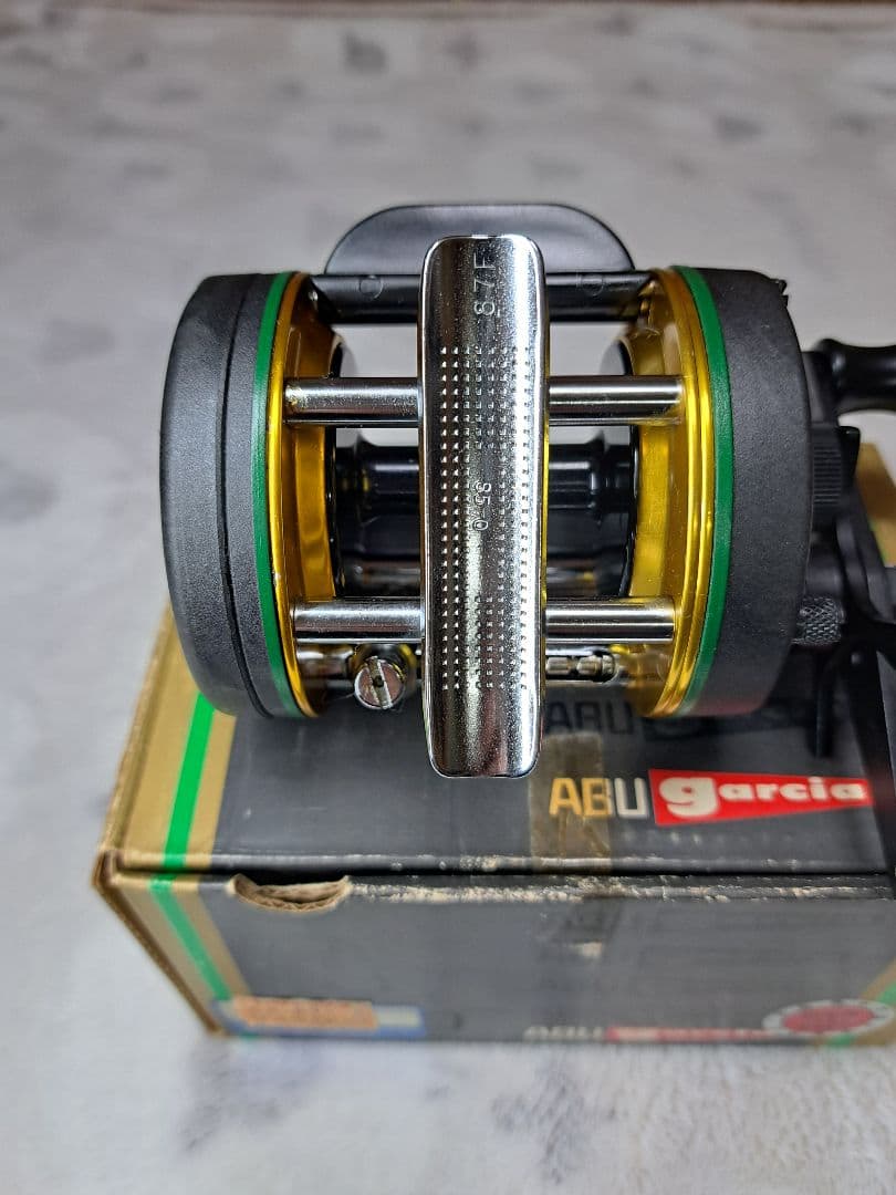 duck1111様】専用ABU Ambassadeur 6600FL - メルカリ