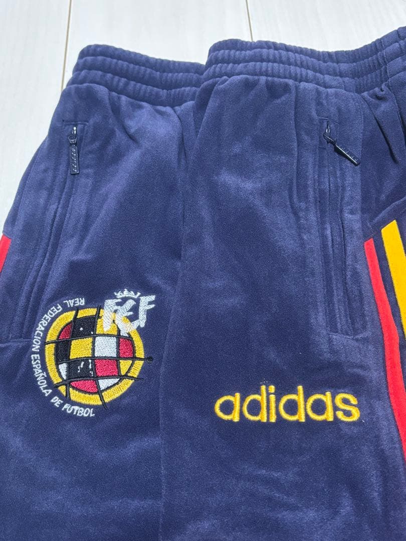アディダス スペイン代表 1996 ユーロ 上下セット タグ付 未使用品
