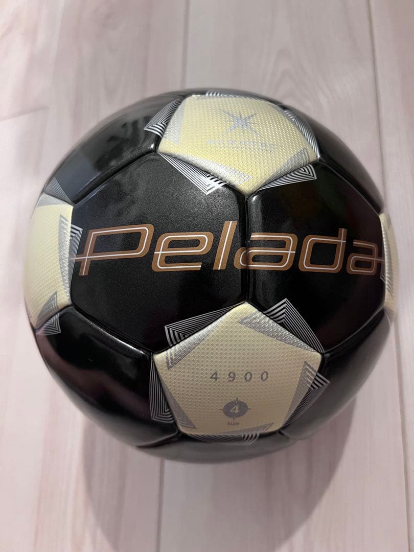 新品 限定 モルテン ペレーダ pelada 4号 ゴールド エディション