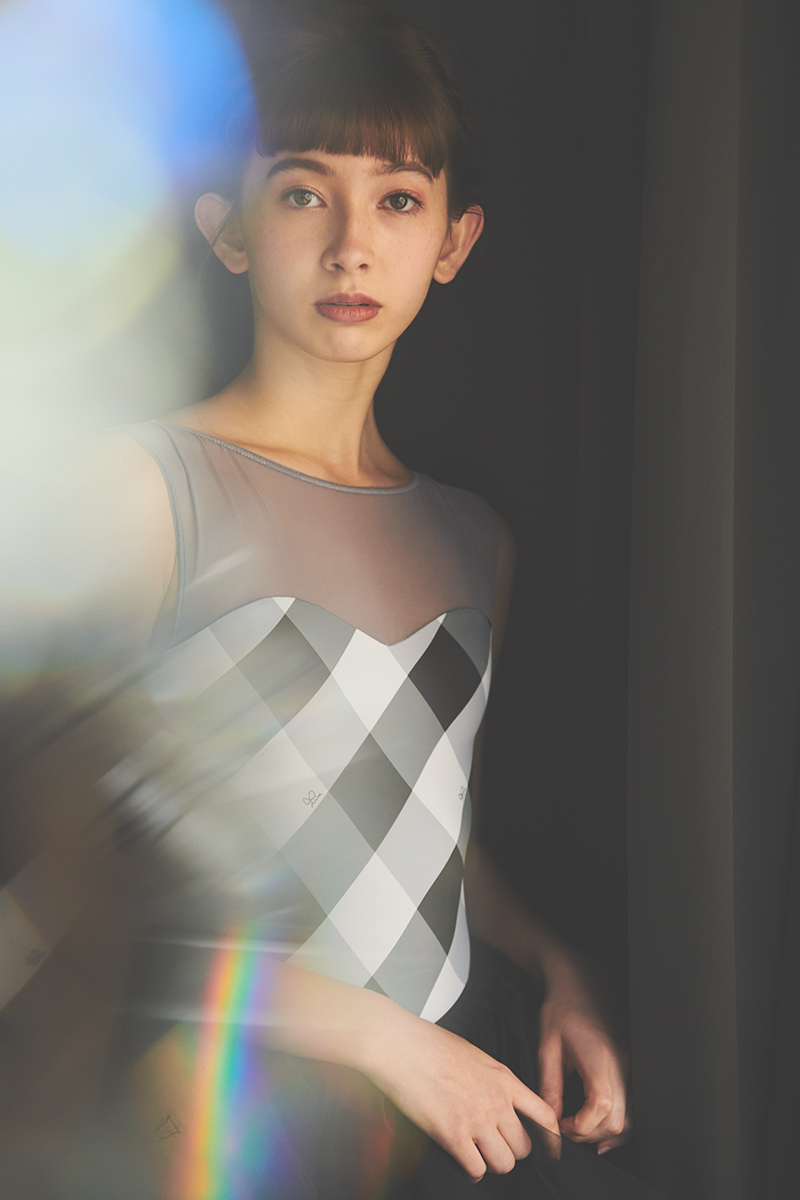 stina / type I drop / gray×white checked