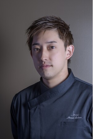 東京都新宿区神楽坂】ミシュラン三ツ星シェフが手掛ける、モダン